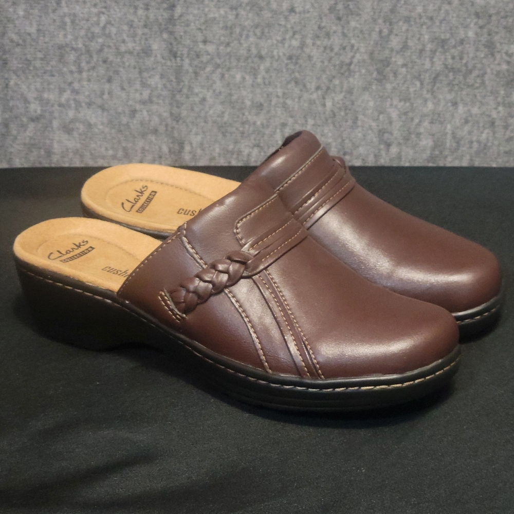 Clarks Collection Soft Cushion Mules Clogs Size 7.5 Wide Brown Slip On - Picture 9 of 12